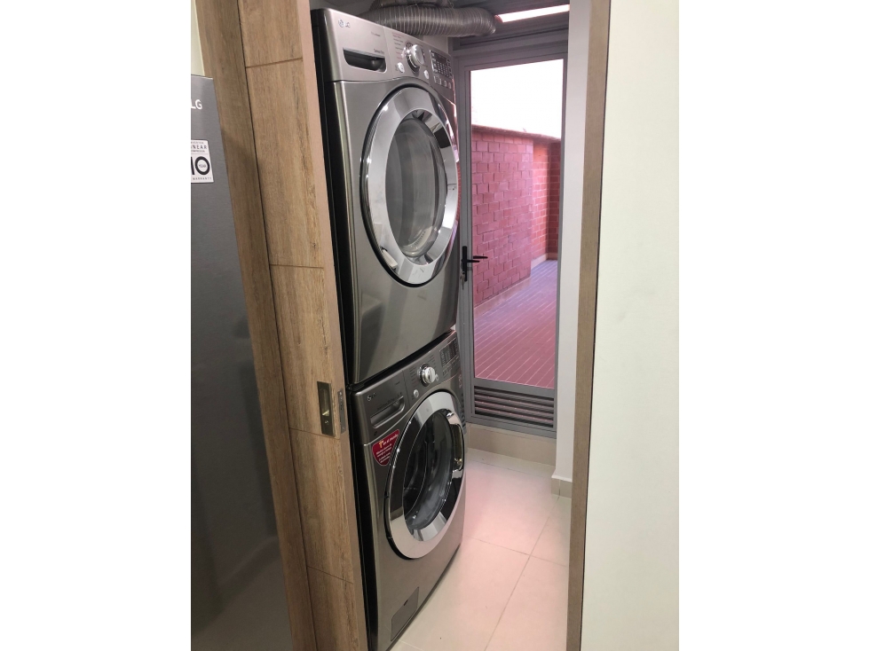 SE VENDE APARTAMENTO EN ENVIGADO EN PISO 4 DE 123 M2 EN UNIDAD — foto 6