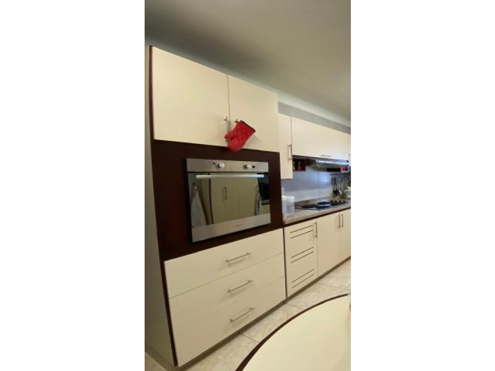 SE VENDE PENTHOUSE EN SANTA MONICA ALTA EN EDIFICIO DE 245 M2 PISO 8