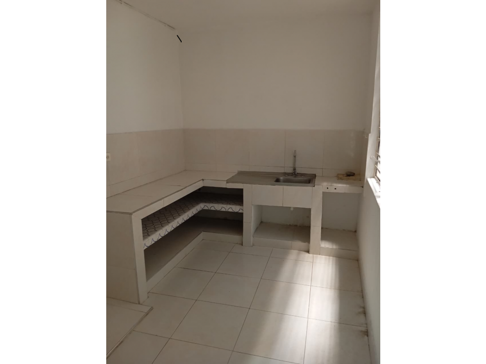 Excelente Casa Bifamiliar en Barrio Industrial — foto 5
