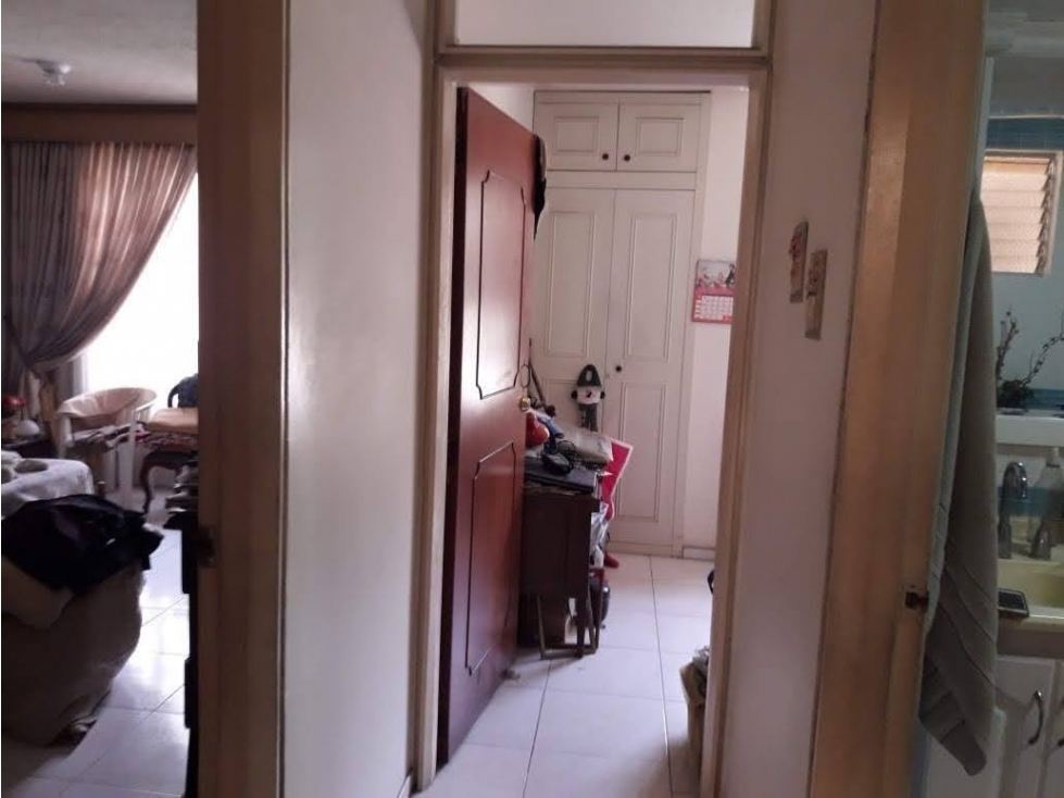 SE VENDE CASA DE TRES NIVELES INDEPENDIENTE EN ALTOS DEL BOSQUE — foto 5