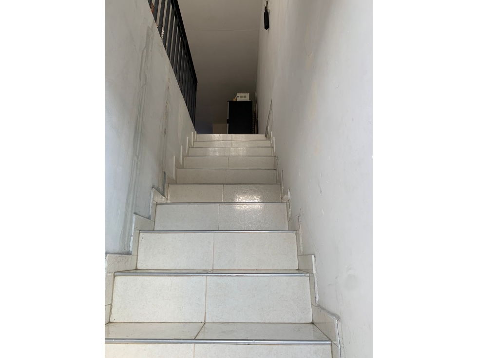 SE VENDE CASA BIFAMILIAR EN SANTA BARBARA CON RENTA DE 1300 MIL PASAJE — foto 4
