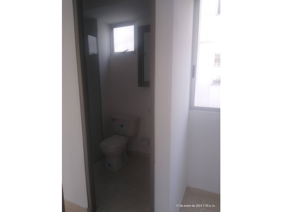 SE VENDE APARTAMENTO EN LOS NARANJOS EN PISO 8 DE 55 M2 — foto 2