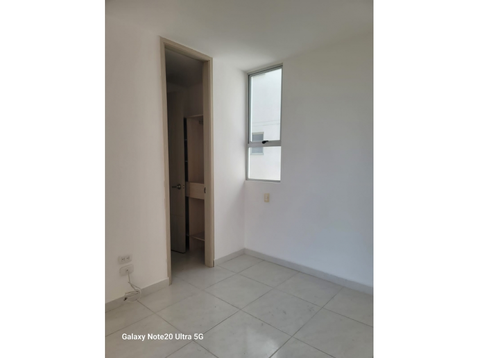 SE VENDE APARTAMENTO EN CIUDAD MELENDEZ DE 58 M2 EN PISO 8 — foto 3