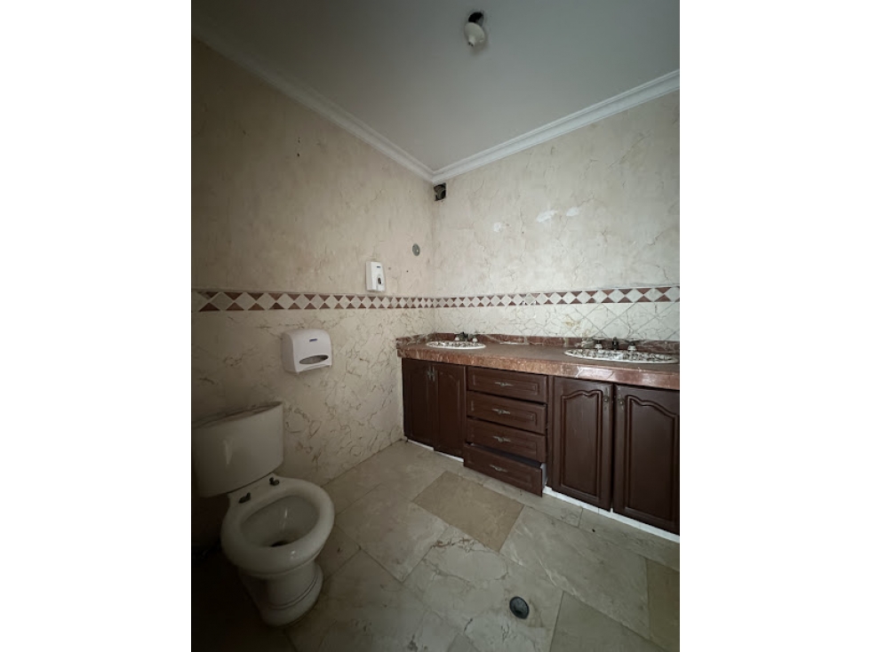 CASA LOTE EN CIUDAD JARDIN PARA CONSTRUIR PROYECTO NUEVO — foto 4