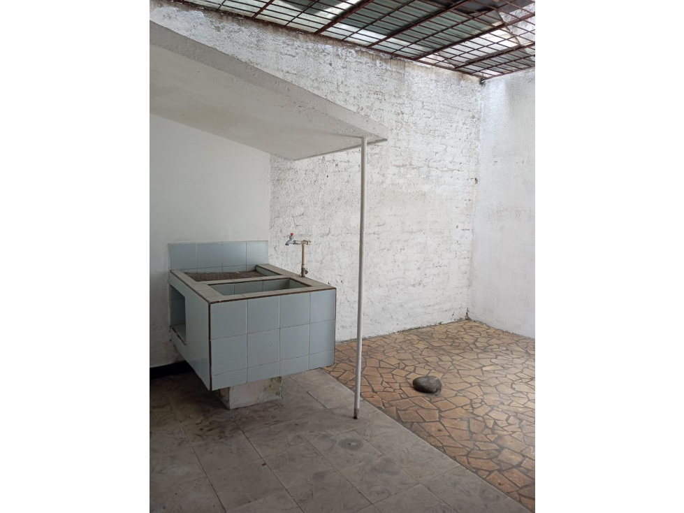 Excelente Casa Bifamiliar en Barrio Industrial — foto 6