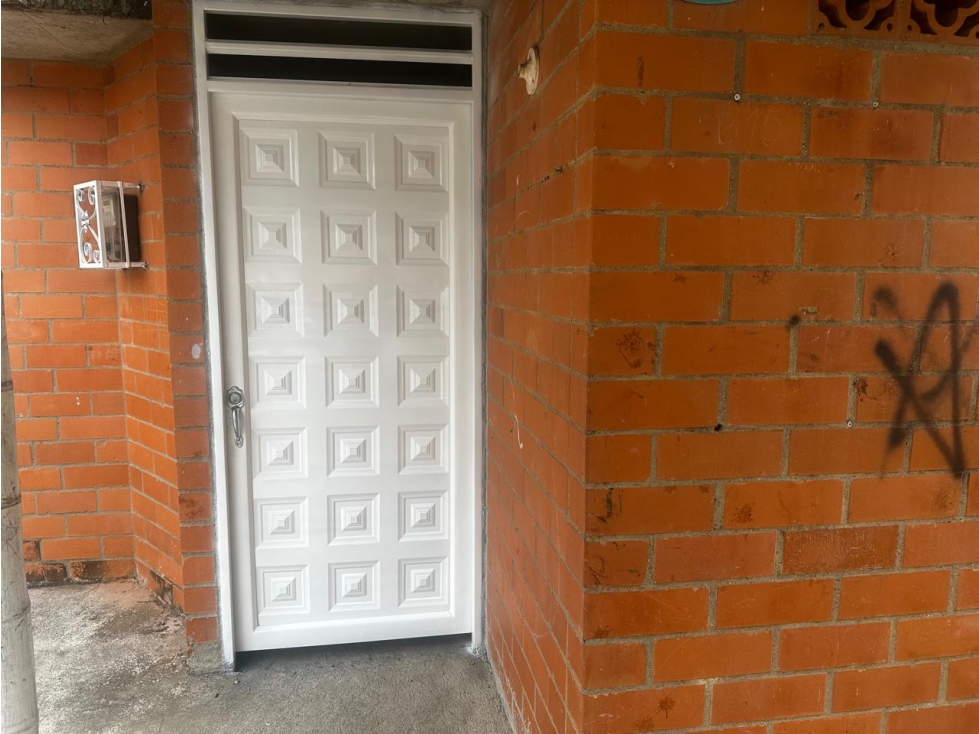 SE VENDE CASA EN OBRA GRIS JAMUNDI DE DOS NIVELES EN MARBELLA DE 45 M2 — foto 3