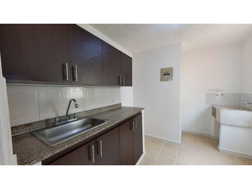 SE VENDE APARTAMENTO EN CIUDAD 2000 DE 66 M2 EN PISO 5 CON PARQUEADERO