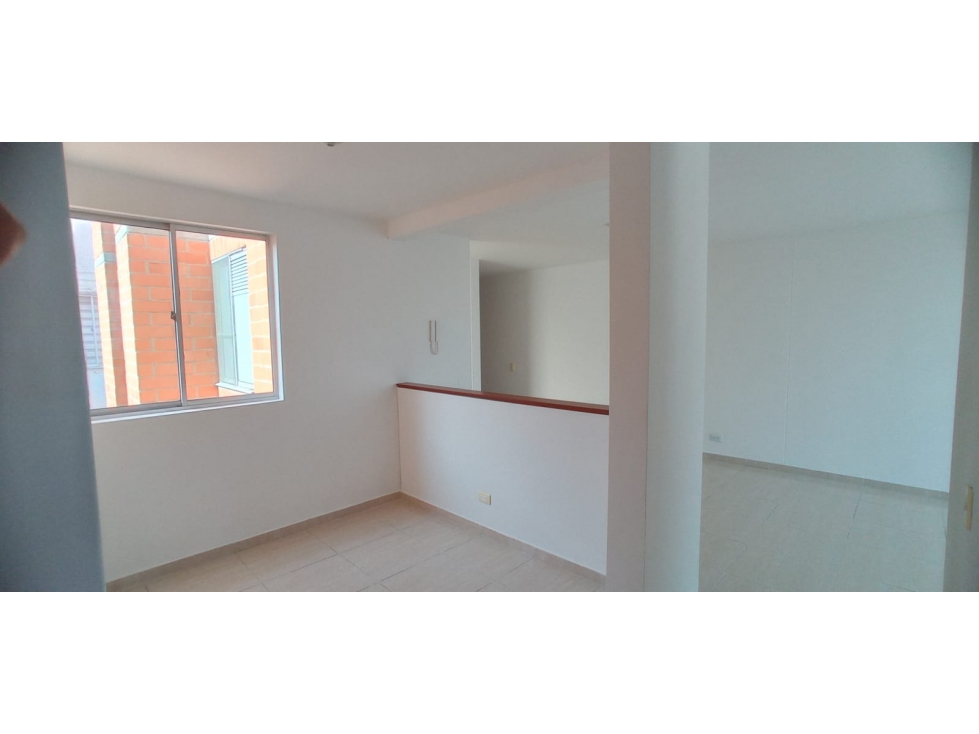 Apartamento en La Flora ,Piso 12