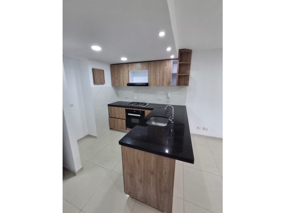 SE VENDE APARTAMENTO EN PARQUE VIVERO DE 76 M2 EN PISO 4 SIN ASCENSOR — foto 2
