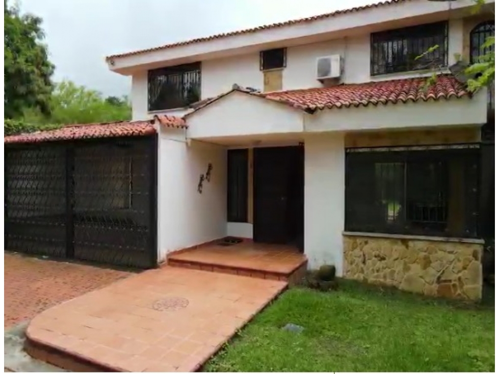 VENDO CASA EN PANCE DE 1000 M2 DE DOS NIVELES