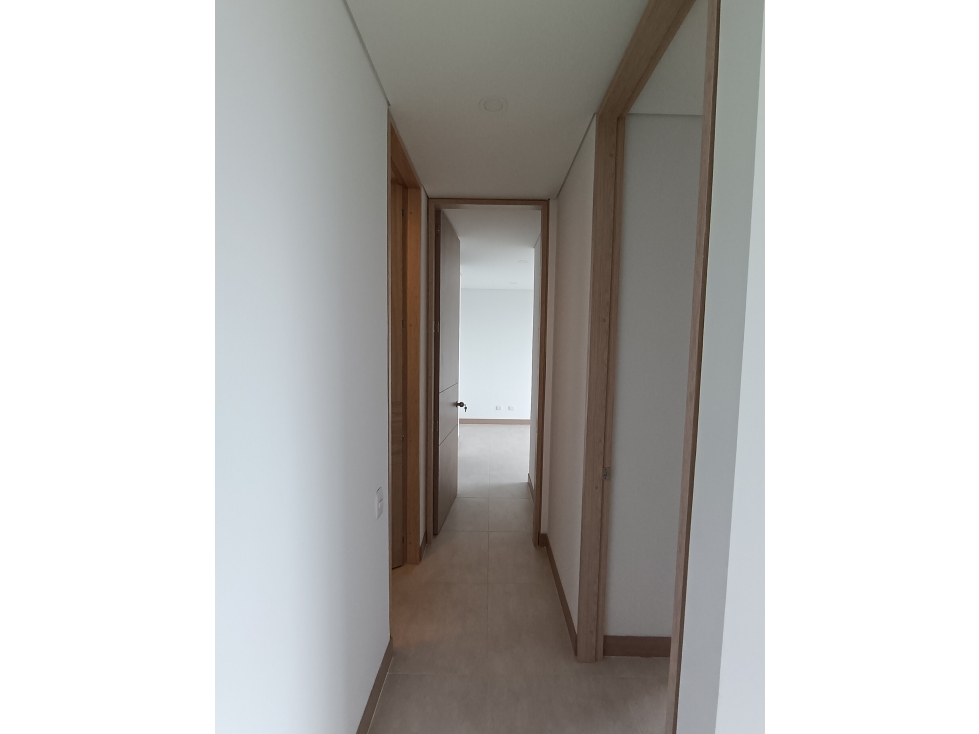 SE VENDE APARTAMENTO EN LA FLORA DE 87 M2 EN PISO 12 REMODELADO - 5