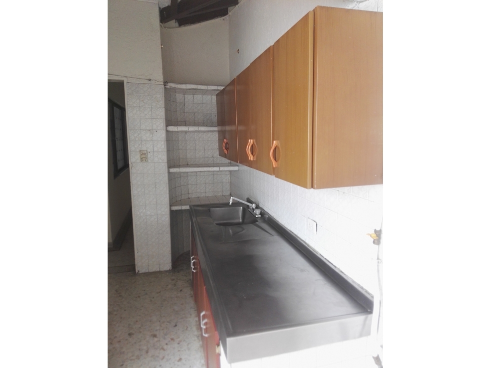 SE VENDE CASA EN EL LIDO DE DOS NIVELES CON TRES VIVIENDAS DE 250 M2 — foto 3