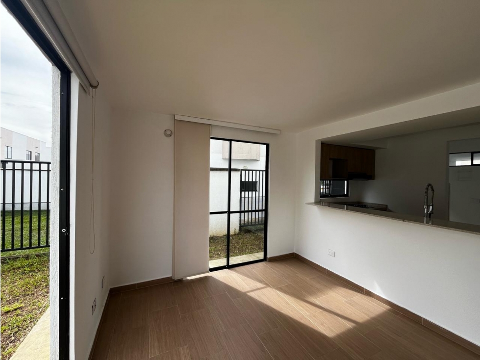 SE VENDE CASA EN JAMUNDI DE 2 NIVELES DE 112 M2 CONSTRUIDOS — foto 5