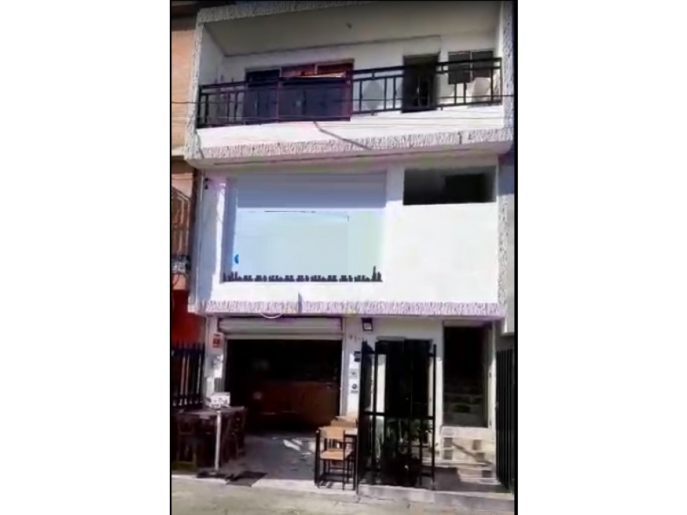 SE VENDE EDIFICIO COMERCIAL EN CANEY TRES PISOS