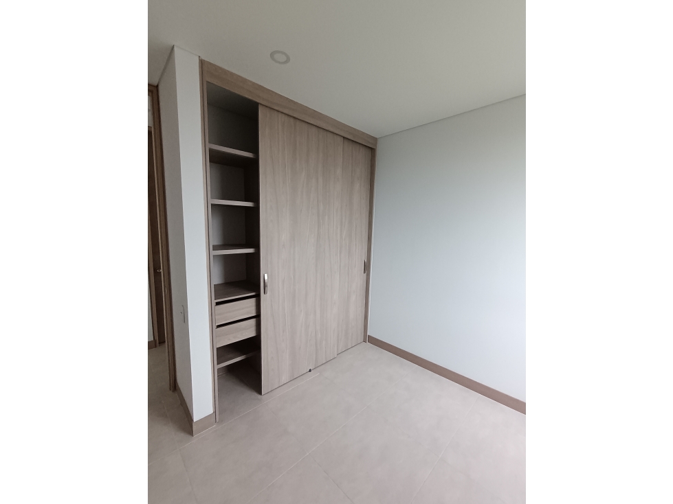 SE VENDE APARTAMENTO EN LA FLORA DE 87 M2 EN PISO 12 REMODELADO - 6