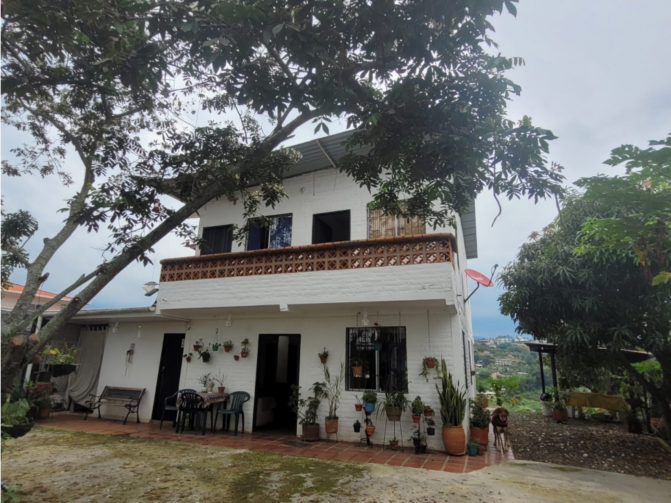 Vendo casa en La Buitrera