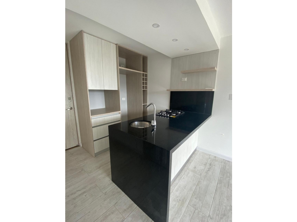 SE VENDE APARTAESTUDIO EN LA FLORA DE 34 M2 EN PISO 9