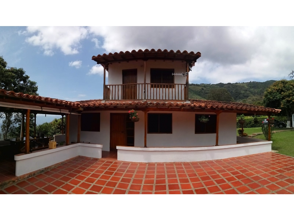 SE VENDE FINCA EN SAN JERONIMO ANTIOQUIA DE RECREO Y DESCANSO