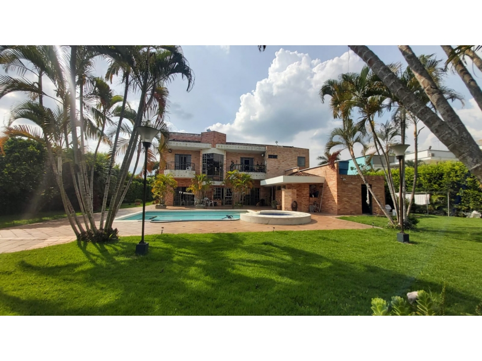 Hermosa Casa con piscina en La Morada, Jamundi