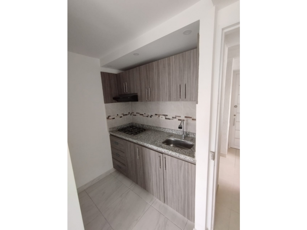 SE VENDE APARTAMENTO EN CAHIPAY DE 60 M2 EN PISO 9