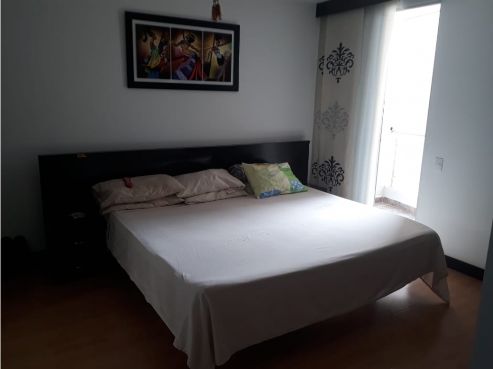 SE VENDE APARTAMENTO EN BELLAVISTA DE 134 M2 EN PISO 5 PARA INVERSION — foto 6