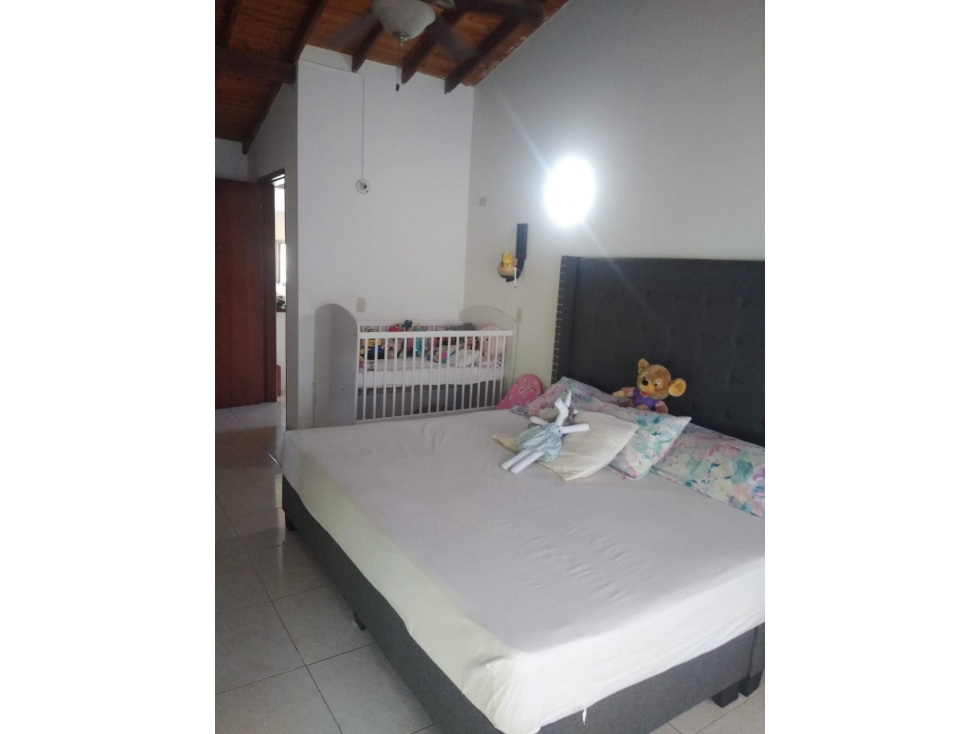 SE VENDE CASA CAMPESTRE EN LAS MERCEDES DE 500 M2 DE DOS NIVELES — foto 5