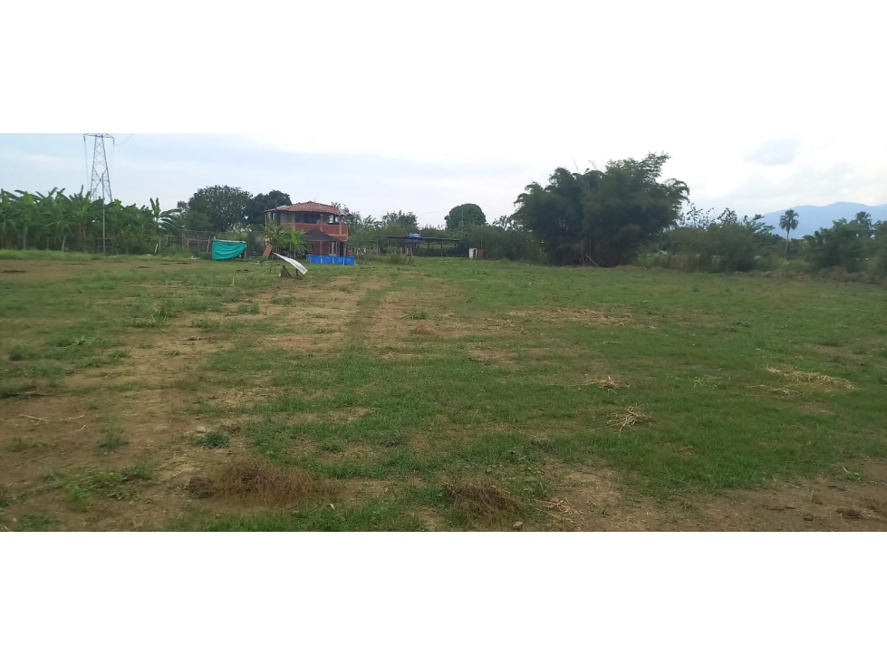 SE VENDE LOTE INDUSTRIAL INDEPENDIENTE EN CENCAR DE 7000 M2 - 4