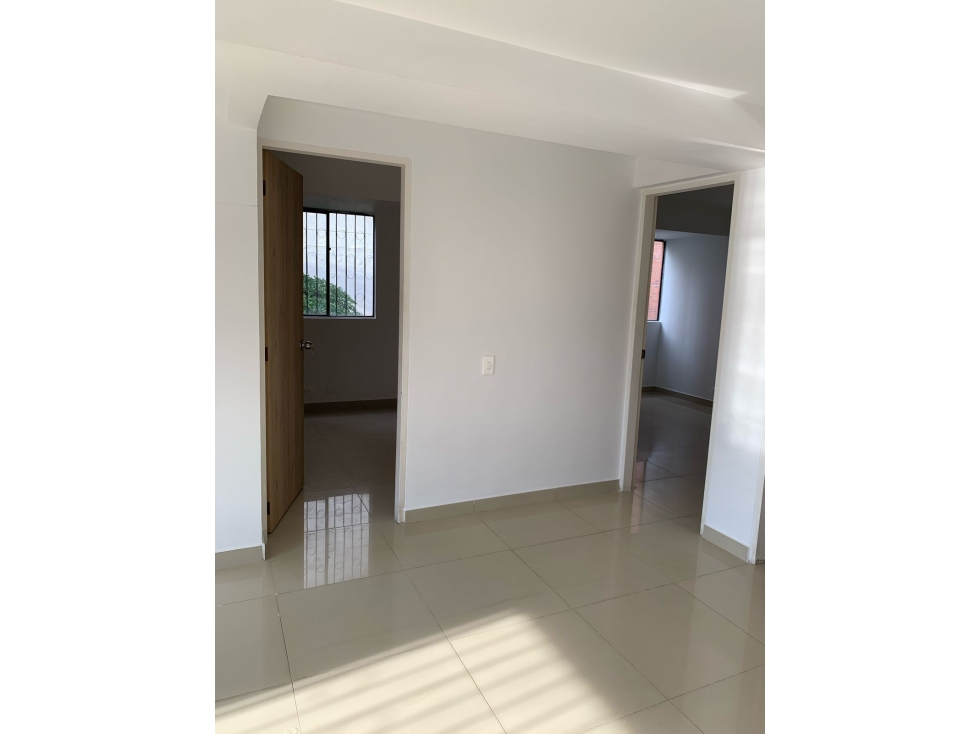 SE RENTA APARTAMENTO EN CUARTO DE LEGUA DE 65 M2 EN PISO 5 — foto 4