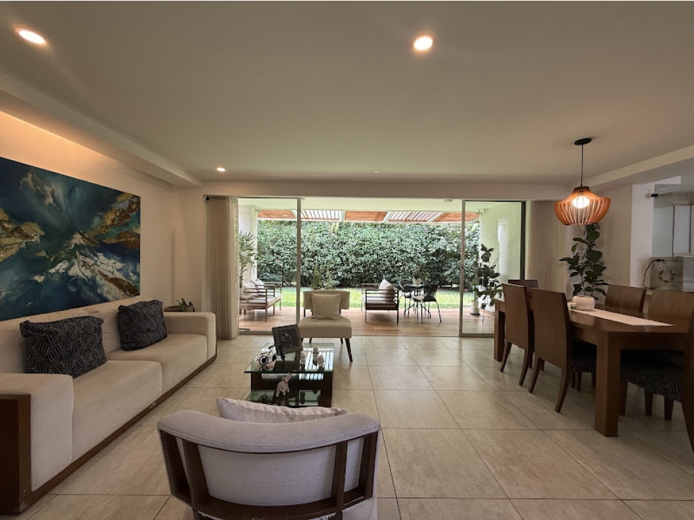 CASA EN CONJUNTO EN PANCE