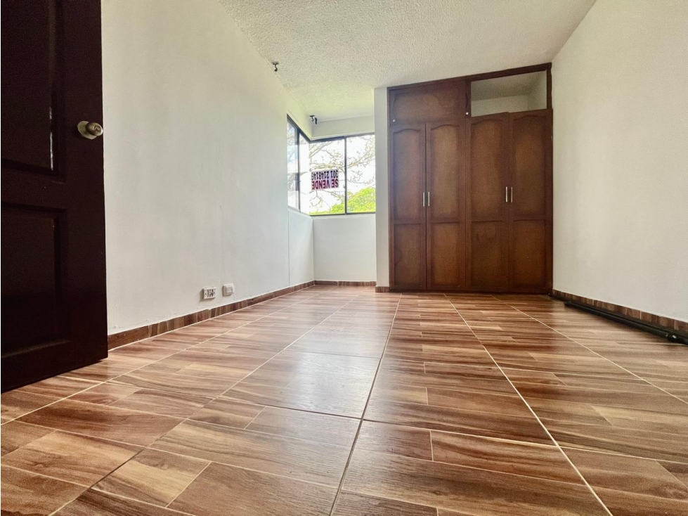 SE VENDE APARTAMENTO EN CIUDAD JARDIN DE 70 M2 EN PISO 3 SIN ASCENSOR — foto 4