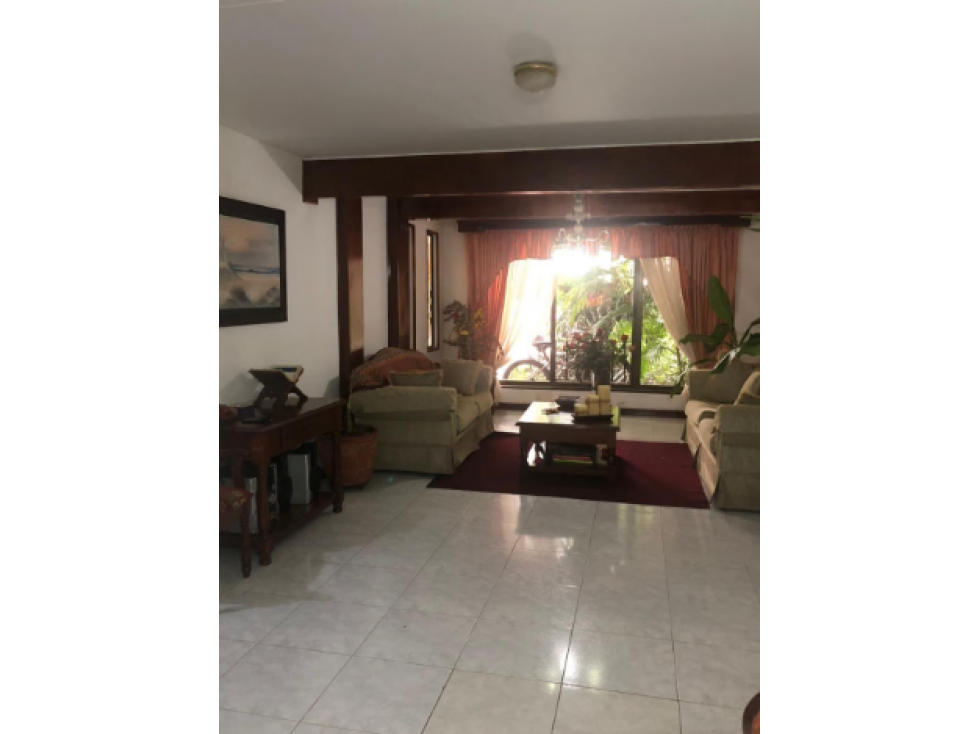 CASA EN VENTA EN CONDOMINIO EN SANTA ANITA