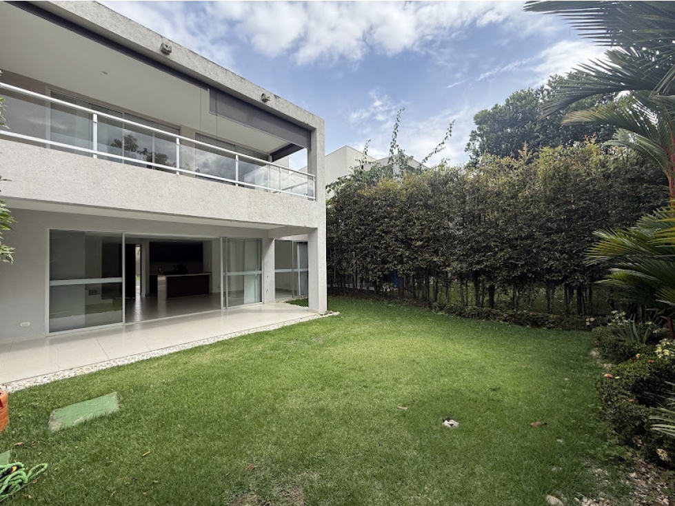 CASA EN JAMUNDI EN CONJUNTO