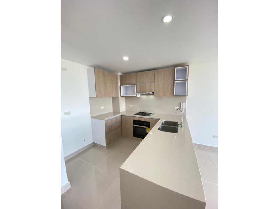 SE VENDE HERMOSO APARTAMENTO EN SEMINARIO NOVENO PIS — foto 4