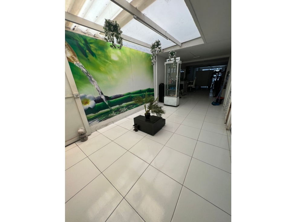 SE VENDE CASA EN LA SELVA DE DOS PISOS CON ANTEJARDIN GARAJE DE 210M — foto 4