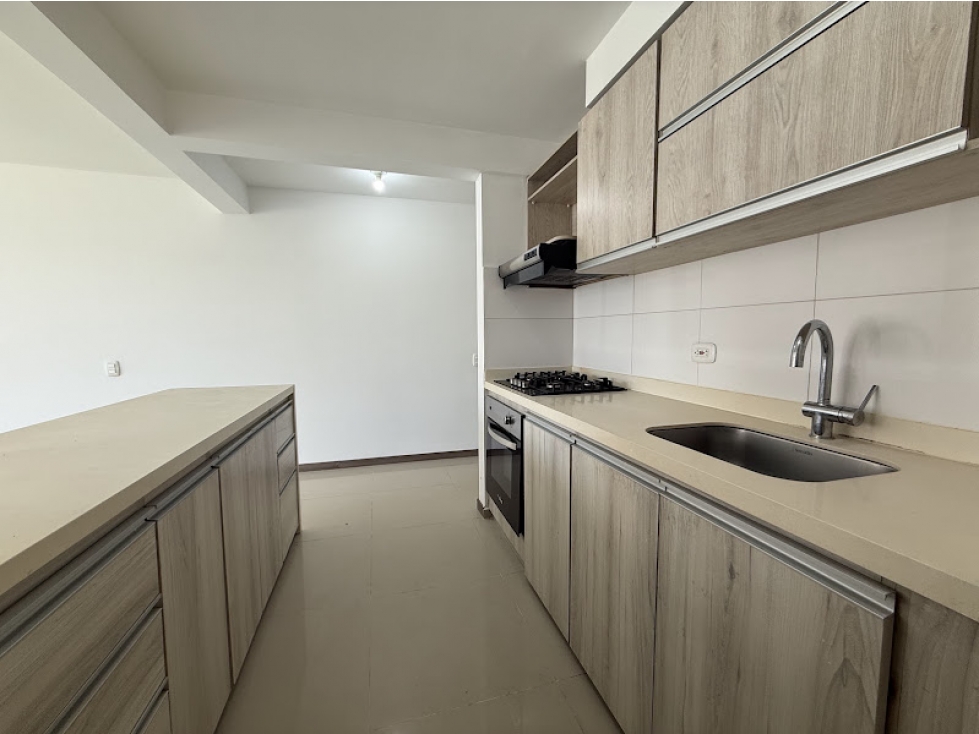 APARTAMENTO EN VALLE DEL LILI EN CONJUNTO