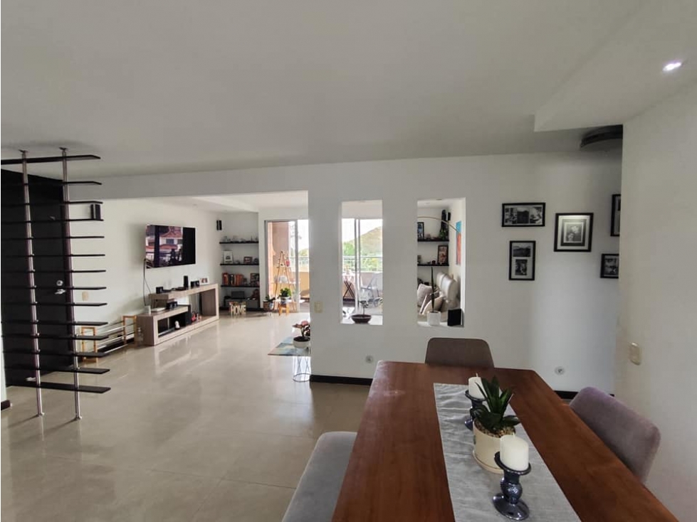 SE VENDE APARTAMENTO EN BELLAVISTA DE 107 M2 EN PISO 8 DOBLE PARQUEADE — foto 4