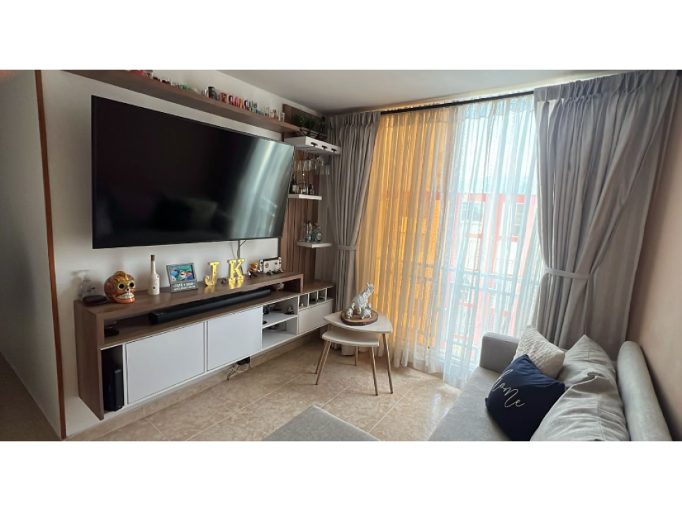 APARTAMENTO EN VENTA EN BRISAS DE LOS ALAMOS , PISO 5 - 1