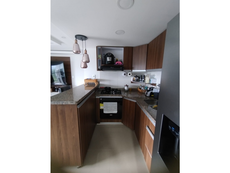 SE VENDE APARTAMENTO EN VALLE DEL LILI DE 55 M2 EN PISO 7 PARQ