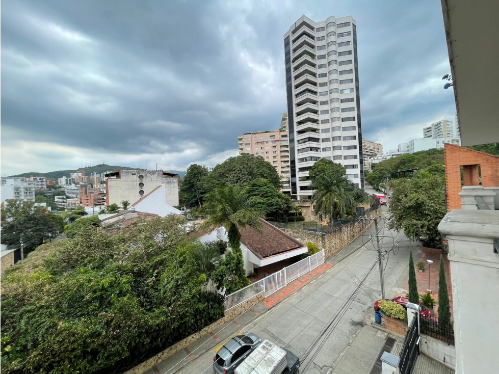 SE VENDE APARTAMENTO EN NORMANDIA DE 550 M2 EN PISO 4