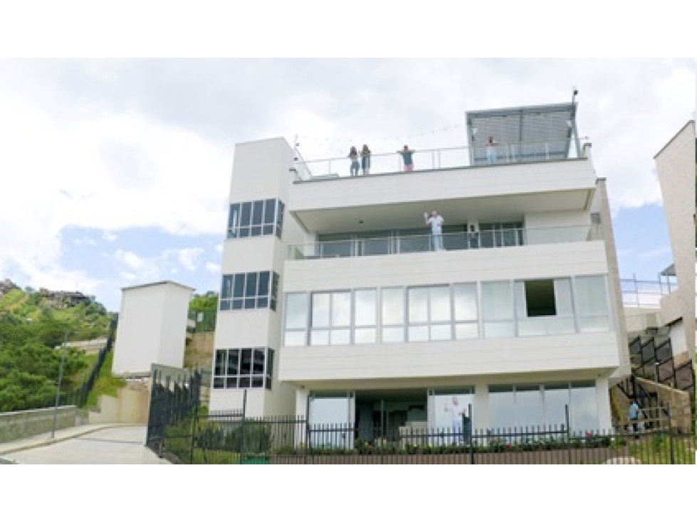 VENDO ESPECTACULAR CASA EXCLUSIVA EN CONDOMINIO EN LOS CRISTALES — foto 4