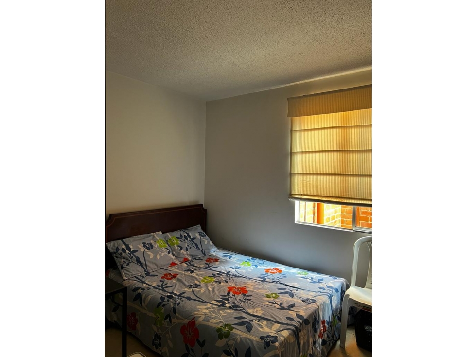 SE VENDE APARTAMENTO EN CALICANTO EN PISO 4 SIN ASCENSOR — foto 6