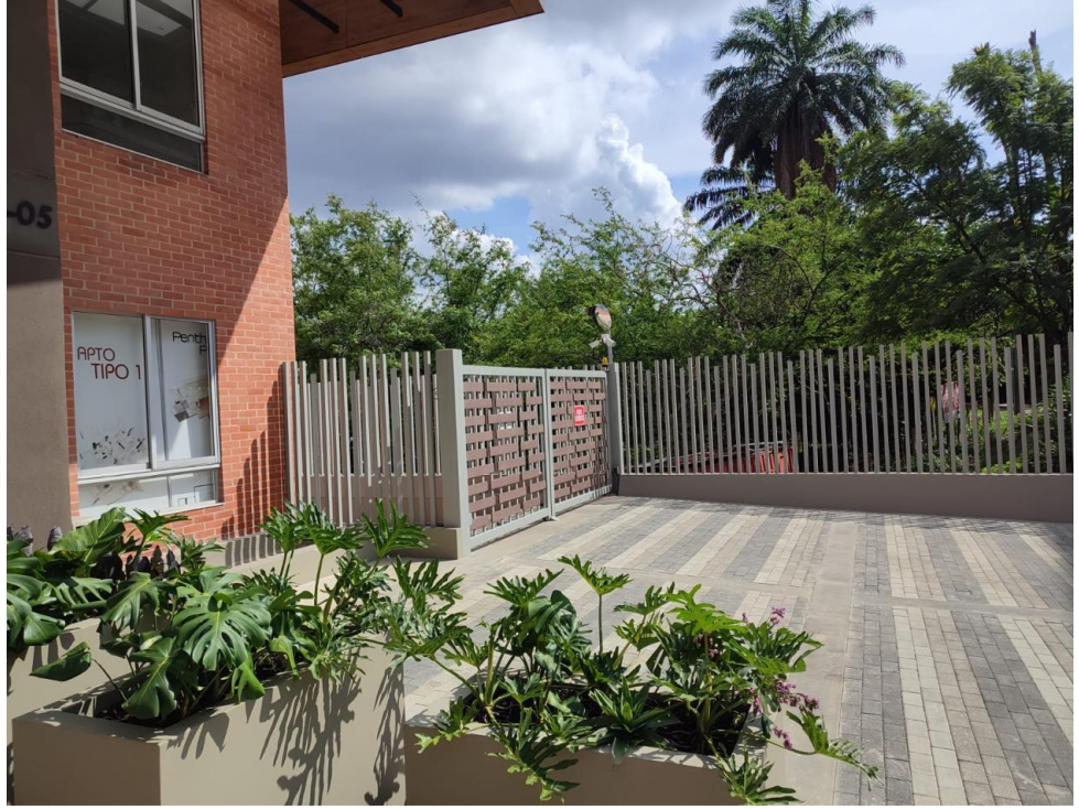 SE VENDE APARTAMENTO EN ALTO DE CRISTALES EN PISO 6 PARA INVERSION — foto 4