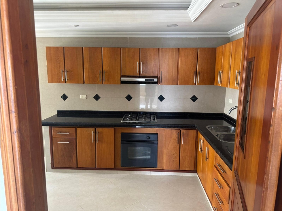 SE VENDE APARTAMENTO EN CARTAGENA DE INDIAS DE 154 M2 EN PISO 8