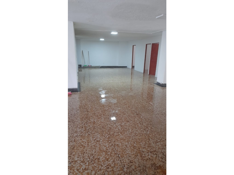 Excelente Local sobre la Pasoancho — foto 2