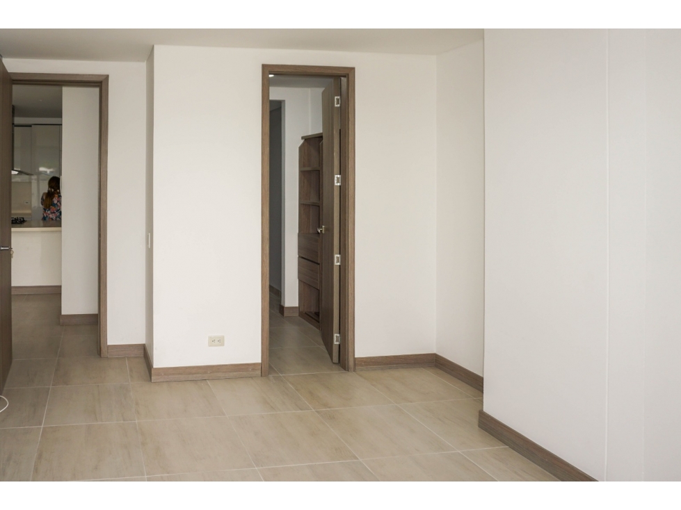 SE VENDE APARTAMENTO EN MIRAFLORES EN PISO 1 DE 100 M2 PARQUEADERO — foto 5