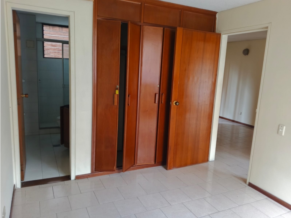 SE VENDE APARTAMENTO EN EL INGENIO DE 92 M2 EN PISO 2 CON ASCENSOR — foto 3