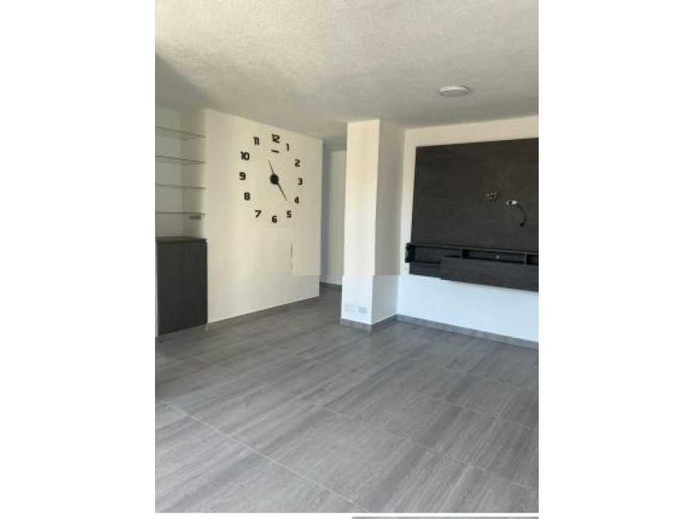 Apartamento en venta en colseguros piso 5, sin ascensor — foto 2