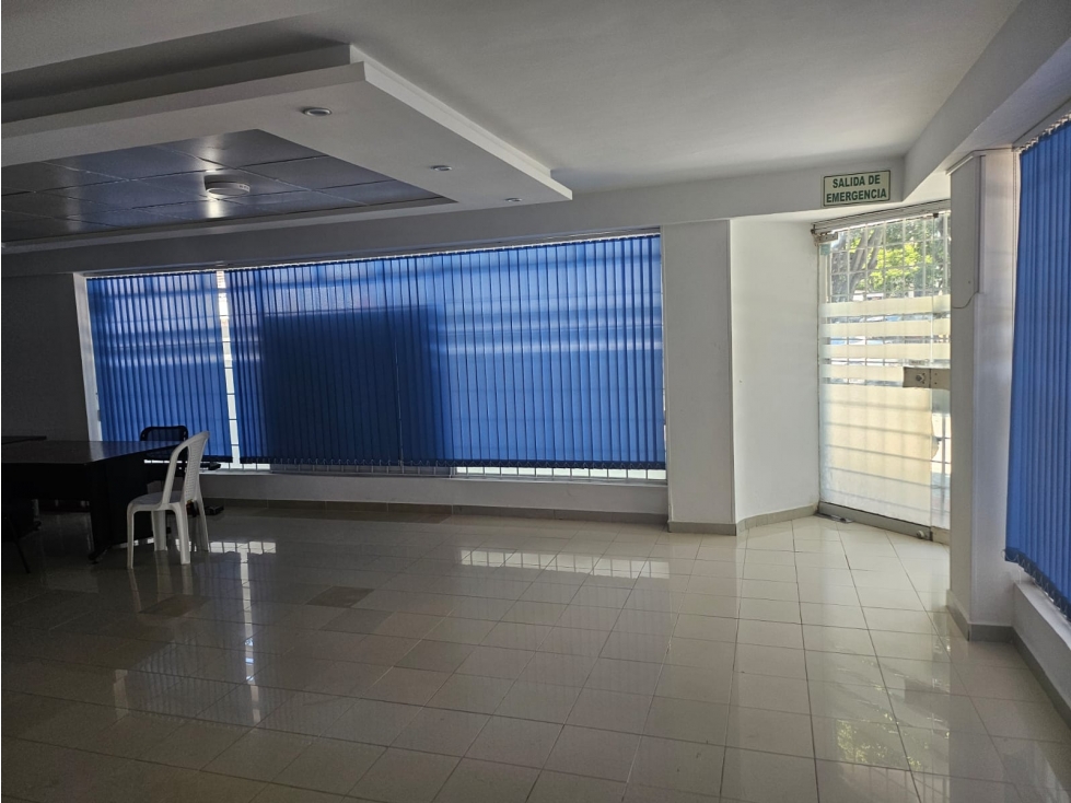 SE VENDE CASA COMERCIAL ESQUINERA EN PASARELLA DE 500 M2 CONSTRUIDOS — foto 4