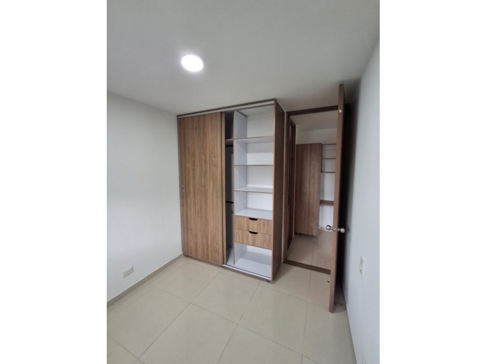 SE VENDE APARTAMENTO EN PARQUE VIVERO DE 76 M2 EN PISO 4 SIN ASCENSOR — foto 6