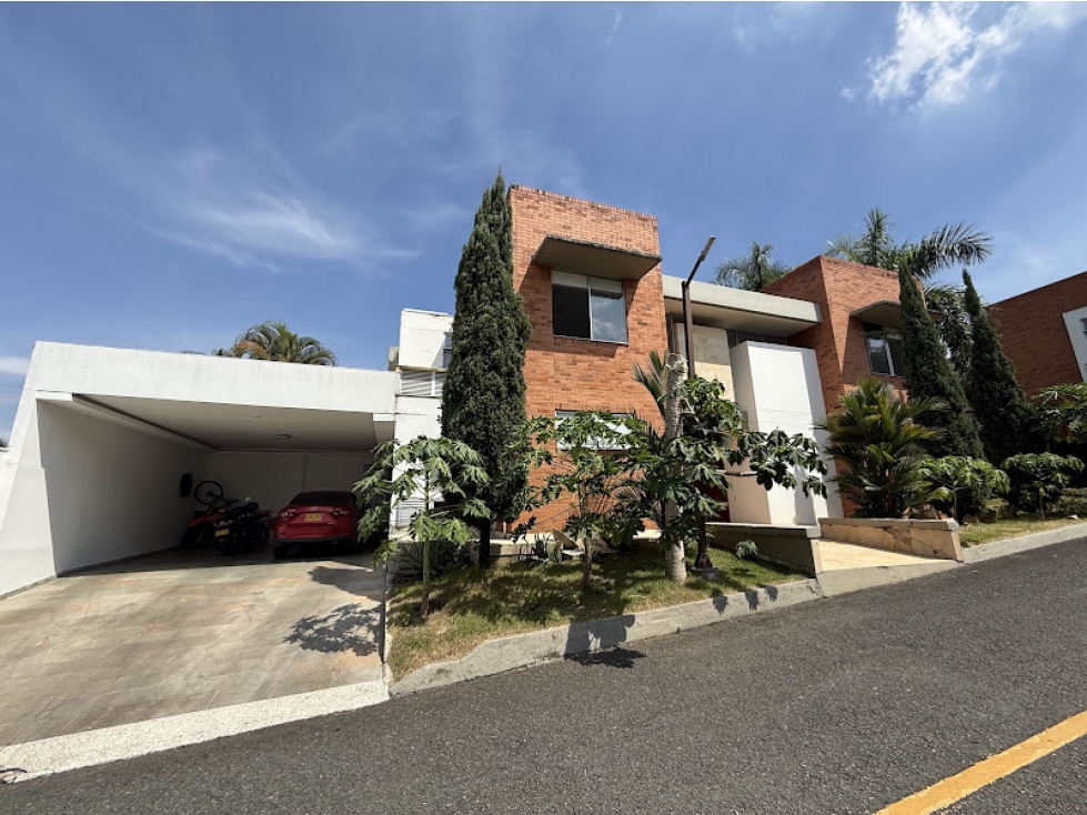 CASA EN CONJUNTO EN PANCE CON ZONA VERDE — foto 2